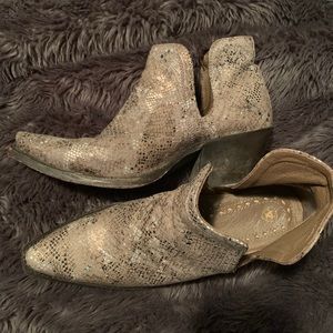 Ariat Dixon booties